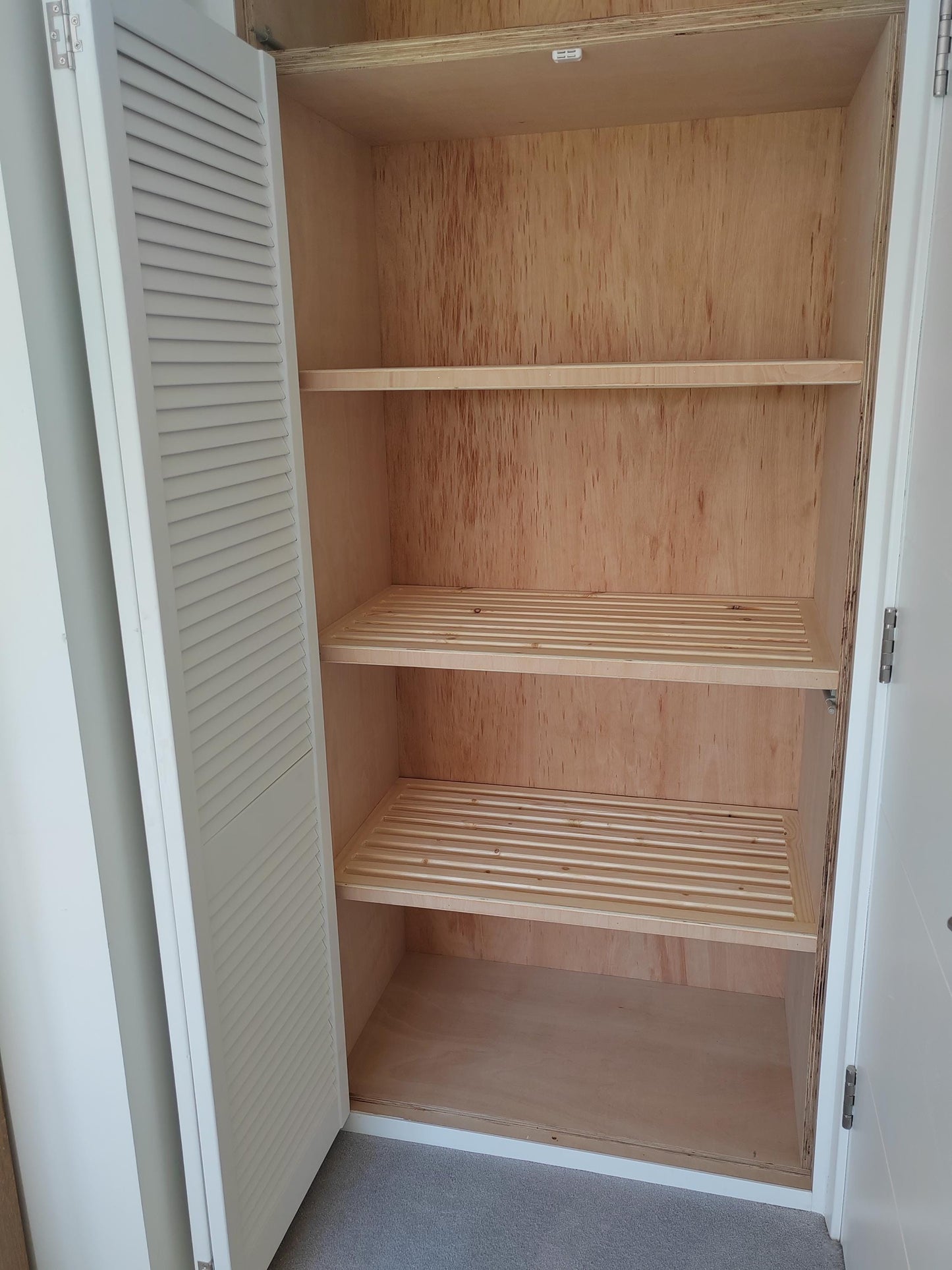 Airing Cupboard Shelf - Custom Slatted Storage Shelf